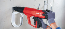 DX 6-F8 X-P 22 P8 +6.8/11 M10T (5K) Powder-Actuated Tool